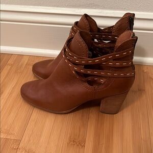 Frye Women's Brown Ankle Boots